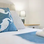 Apartment Seaside Haven On Newcomen Grove, Retreat Redcar