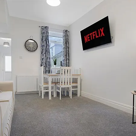 Seaside Haven On Newcomen Grove, Retreat Redcar