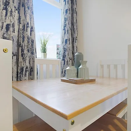 Seaside Haven On Newcomen Grove, Retreat Appartement