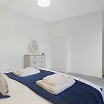 Seaside Haven On Newcomen Grove, Retreat Redcar